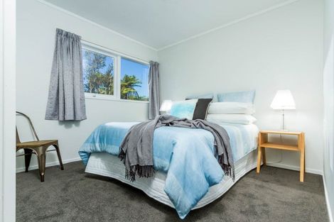 Photo of property in 60 Channel View Road, Campbells Bay, Auckland, 0630