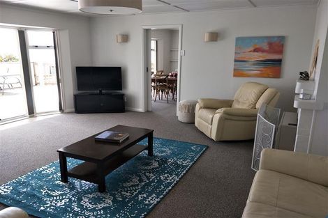 Photo of property in 89 Paynters Avenue, Strandon, New Plymouth, 4312