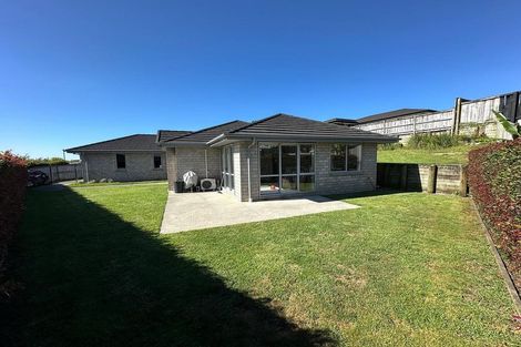 Photo of property in 4 Mcneish Place, Pokeno, 2402