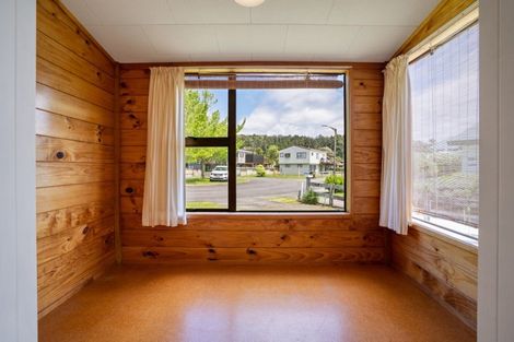 Photo of property in 128 Avalon Place, Whangamata, 3620