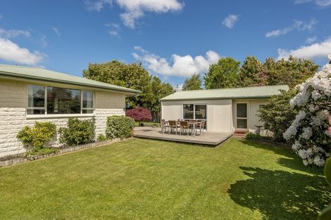 Photo of property in 47b Garreg Road, Bryndwr, Christchurch, 8052