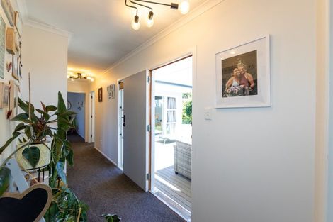 Photo of property in 5 Norwich Crescent, Tamatea, Napier, 4112