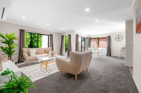 Photo of property in 11 Shrule Place, Huntington, Hamilton, 3210