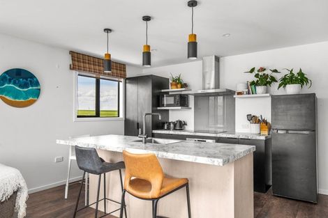 Photo of property in 20 Golden Heights Road, Springvale, Alexandra, 9393