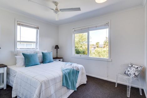 Photo of property in 21 Elliott Crescent, Havelock North, 4130