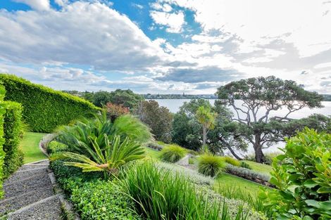 Photo of property in 230 Hurstmere Road, Takapuna, Auckland, 0622