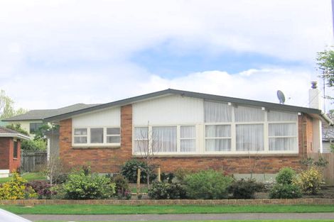 Photo of property in 18 Karaka Road, Otumoetai, Tauranga, 3110