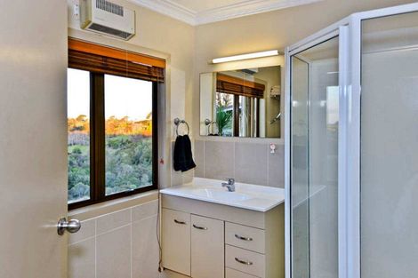 Photo of property in 136 Okura River Road, Okura, Albany, 0792