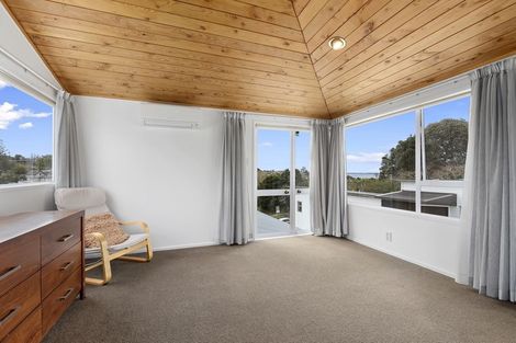 Photo of property in 48 Beulah Avenue, Rothesay Bay, Auckland, 0630