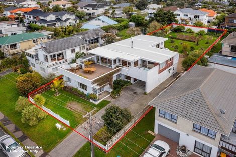 Photo of property in 13 Kiteroa Terrace, Rothesay Bay, Auckland, 0630