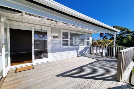 Photo of property in 20 Dobell Road, Stanmore Bay, Whangaparaoa, 0932