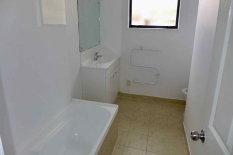 Photo of property in 17 Margarita Rise, Pukekohe, 2120