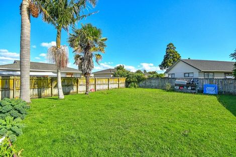 Photo of property in 10 Edmund Hillary Avenue, Papakura, 2110