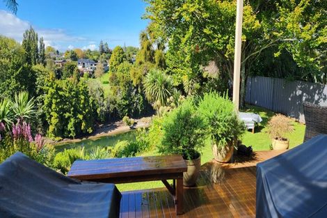 Photo of property in 66 Braid Road, St Andrews, Hamilton, 3200