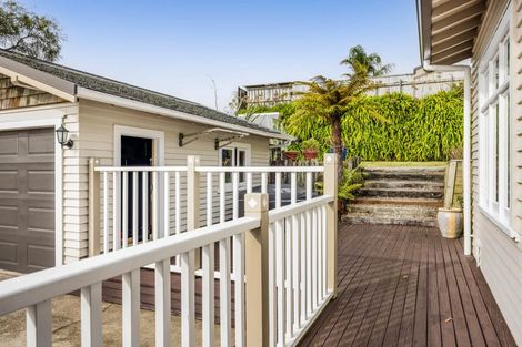 Photo of property in 183 Tukapa Street, Westown, New Plymouth, 4310