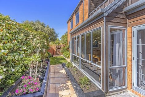 Photo of property in 29 Greystoke Lane, Avonhead, Christchurch, 8042