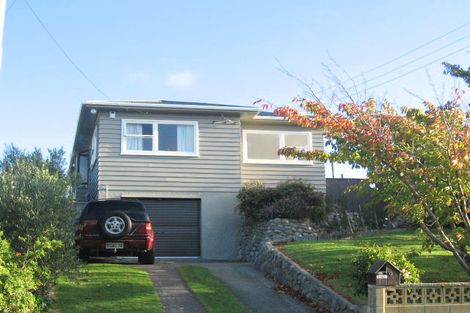 Photo of property in 9 Whyte Street, Paraparaumu Beach, Paraparaumu, 5032