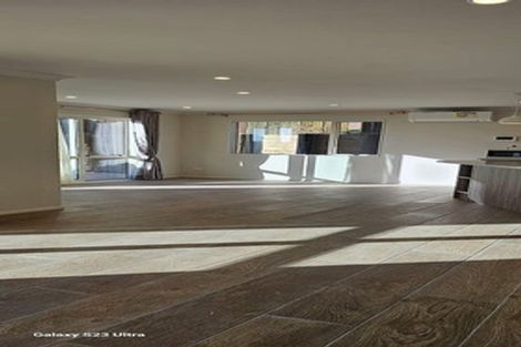 Photo of property in 7 Marco Place, Highland Park, Auckland, 2010