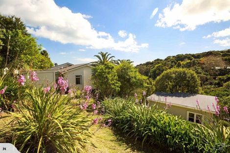Photo of property in 2 Te Aroha Avenue, Oneroa, Waiheke Island, 1081
