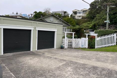 Photo of property in 145 Kelburn Parade, Kelburn, Wellington, 6012