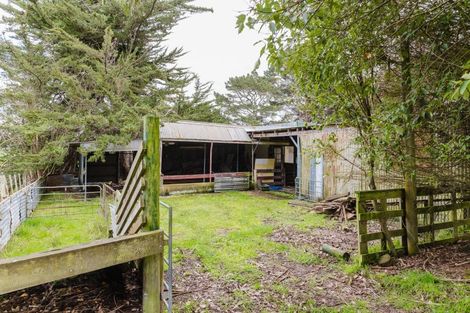 Photo of property in 80674 Masterton Road, Woodville, 4999