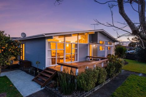 Photo of property in 1 Jury Place, Favona, Auckland, 2024