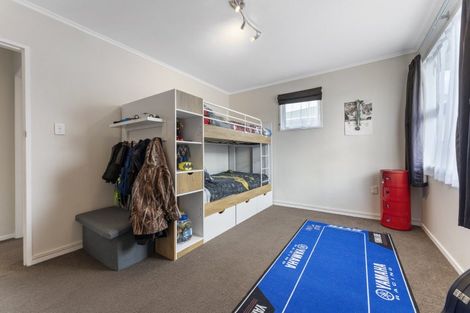 Photo of property in 12 Pembroke Street, Highbury, Palmerston North, 4412