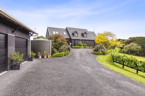 Photo of property in 42 Pukenamu Road, Te Horo, Otaki, 5581