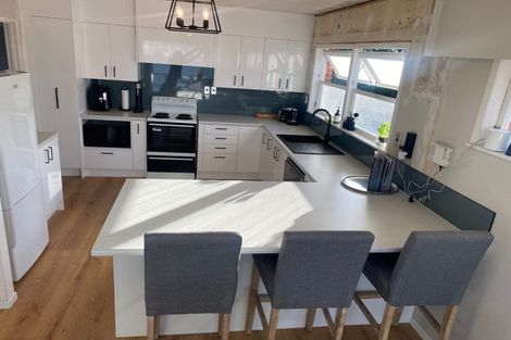 Photo of property in 11 Riverlea Avenue, Pakuranga, Auckland, 2010