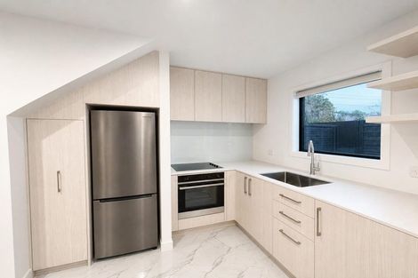 Photo of property in 1/137 View Road, Sunnyvale, Auckland, 0612