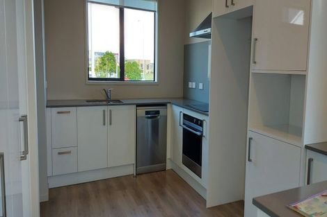 Photo of property in 2 Peihana Road, Hobsonville, Auckland, 0616