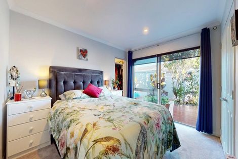 Photo of property in 107 Ryder Crescent, Levin, 5510