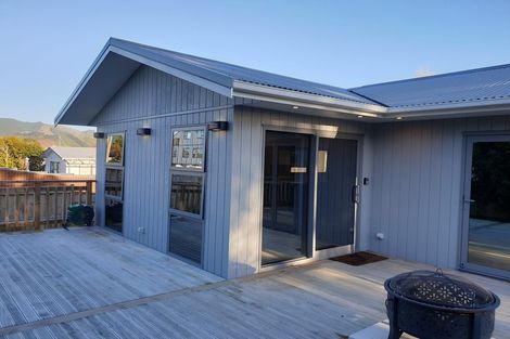 Photo of property in 4 Titoki Road, Raumati Beach, Paraparaumu, 5032