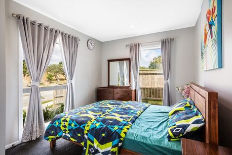 Photo of property in 47 Cleat Street, Whitby, Porirua, 5024