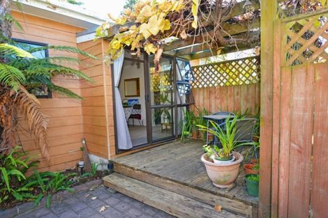 Photo of property in 555 Main North Road, Bay View, Napier, 4104