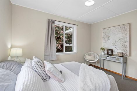 Photo of property in 3 Sealy Place, Bryndwr, Christchurch, 8053