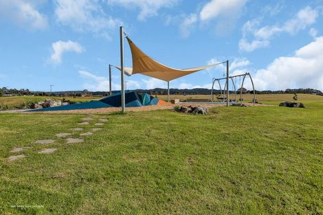 Photo of property in 9 Kapiakauri Road, One Tree Point, 0118