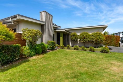 Photo of property in 7 Ruru Place, Levin, 5510