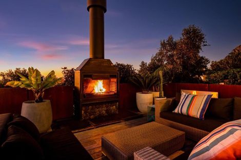 Photo of property in 120 Pendarves Street, New Plymouth, 4312