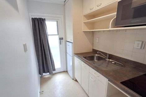 Photo of property in Avon Apartments, 11/313 The Terrace, Te Aro, Wellington, 6011