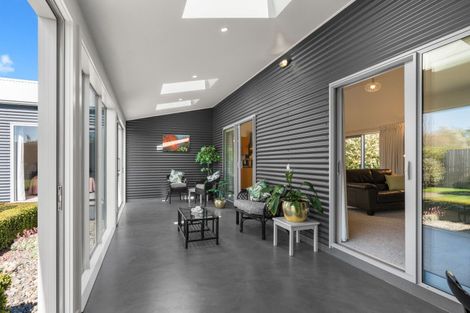 Photo of property in 12 Burgundy Drive, Martinborough, 5711