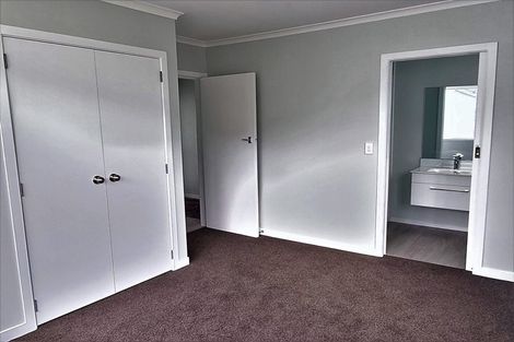 Photo of property in 15 Trent Street, Island Bay, Wellington, 6023