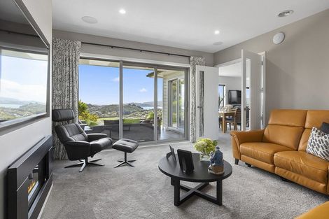 Photo of property in 115 Endeavour Drive, Whitby, Porirua, 5024