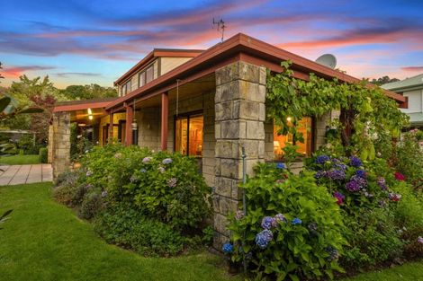 Photo of property in 1 Boojum Dell, Kinloch, Taupo, 3377