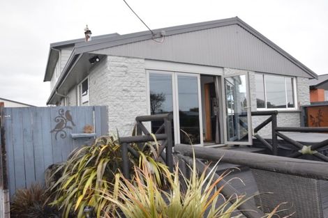 Photo of property in 79 Avon Road, Clifton, Invercargill, 9812
