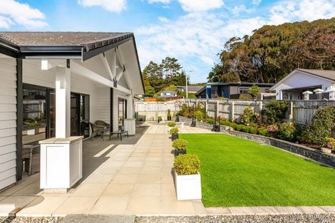 Photo of property in 64 Banks Boulevard, Whitby, Porirua, 5024