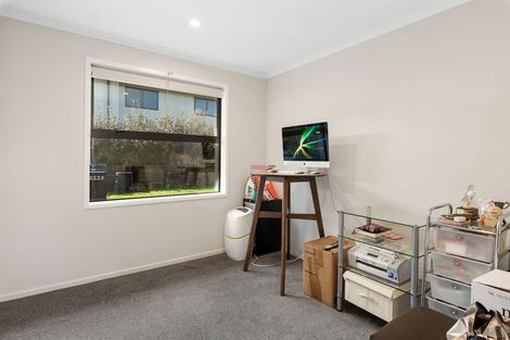 Photo of property in 4 Laly Haddon Place, Matakana, Warkworth, 0985