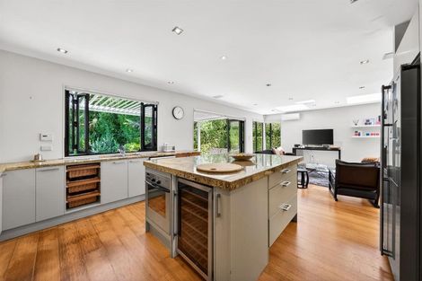 Photo of property in 11 Audrey Road, Takapuna, Auckland, 0620