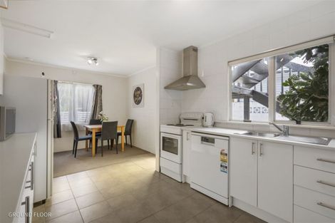 Photo of property in 19 Sylvia Road, Hillcrest, Auckland, 0627