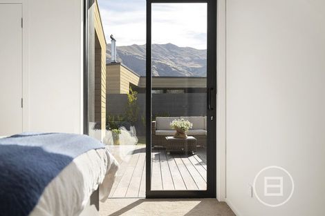 Photo of property in 4 Stackbrae Avenue, Wanaka, 9305